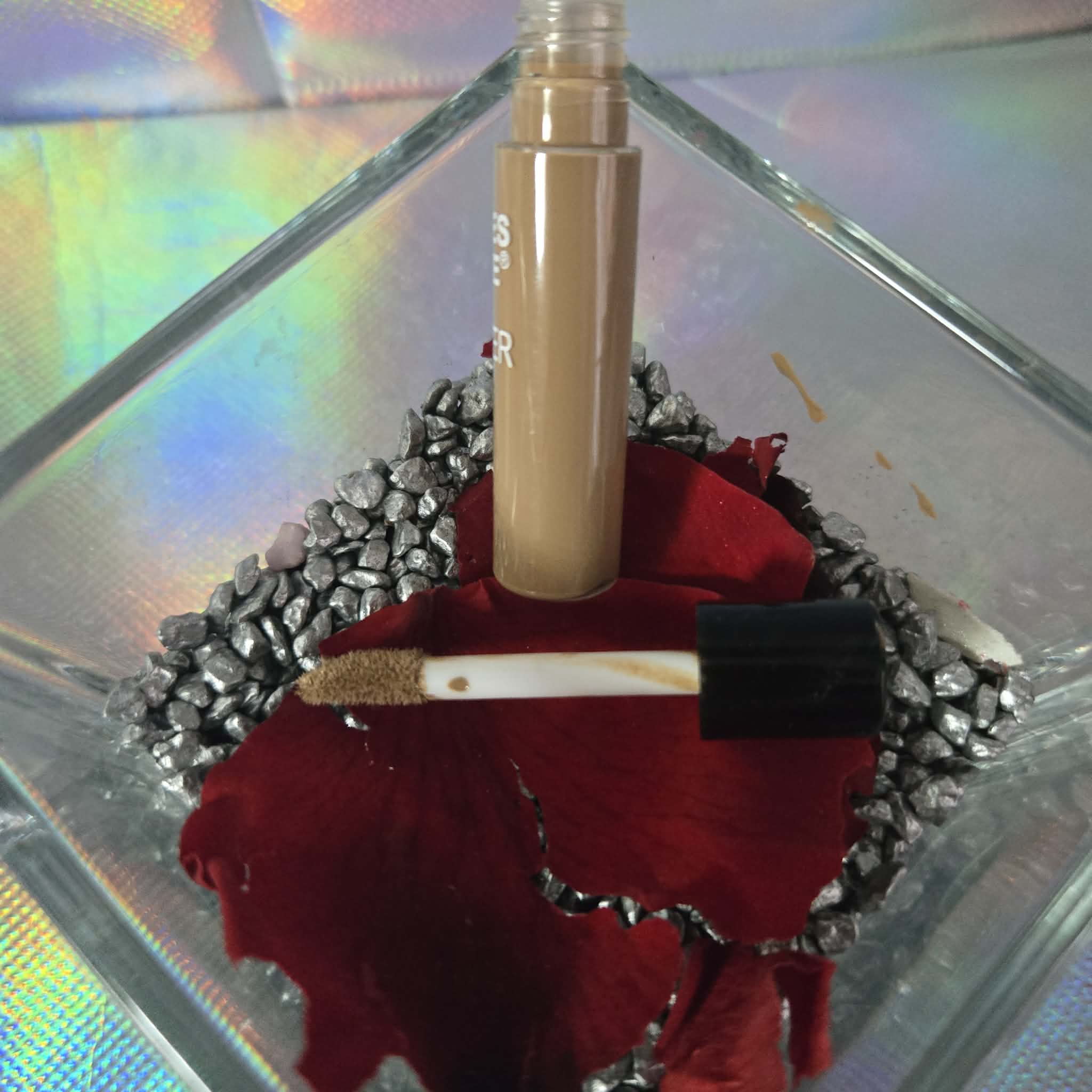 Base de maquillaje fluida milagrosa de alta cobertura - Paleta