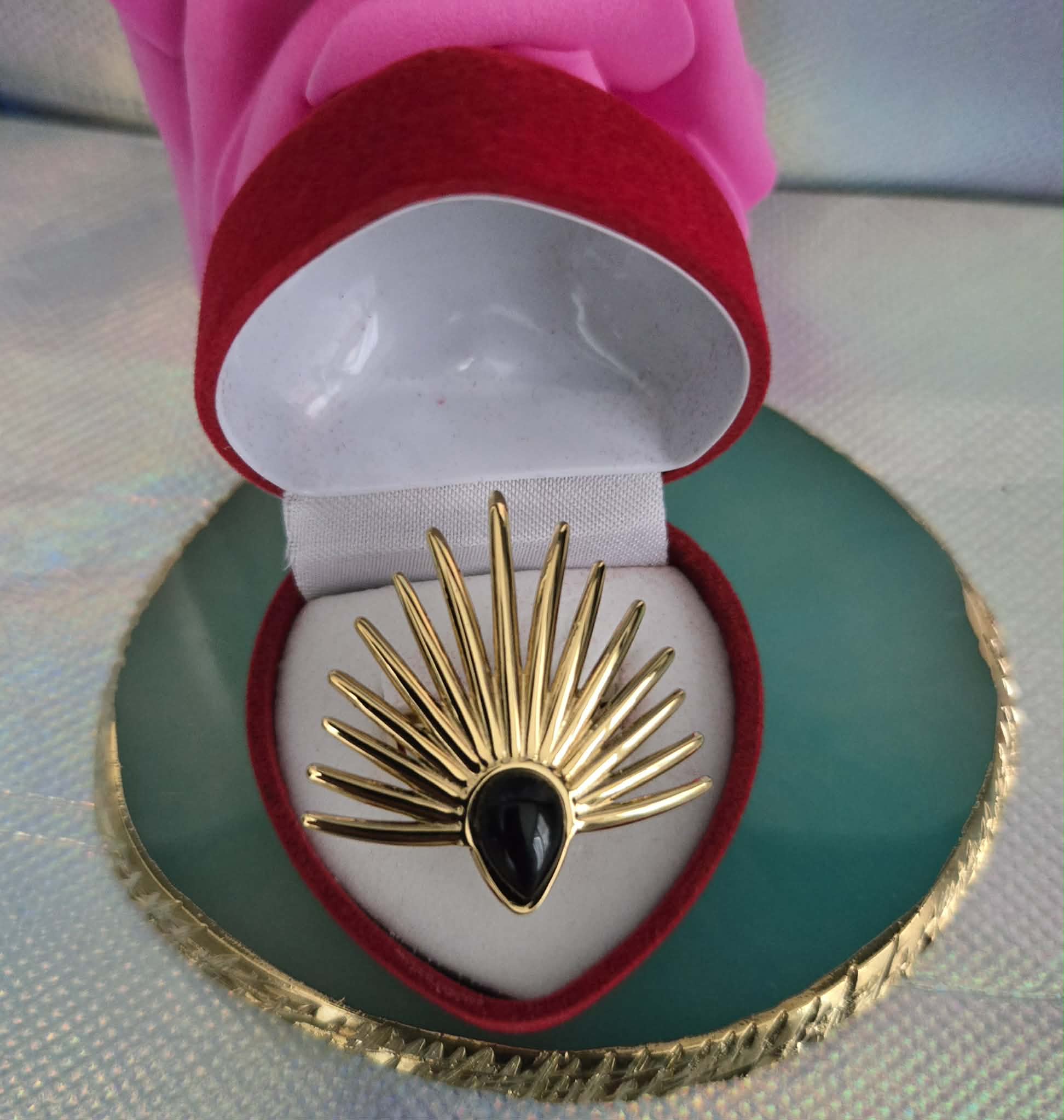 Bague motifs tendance doré