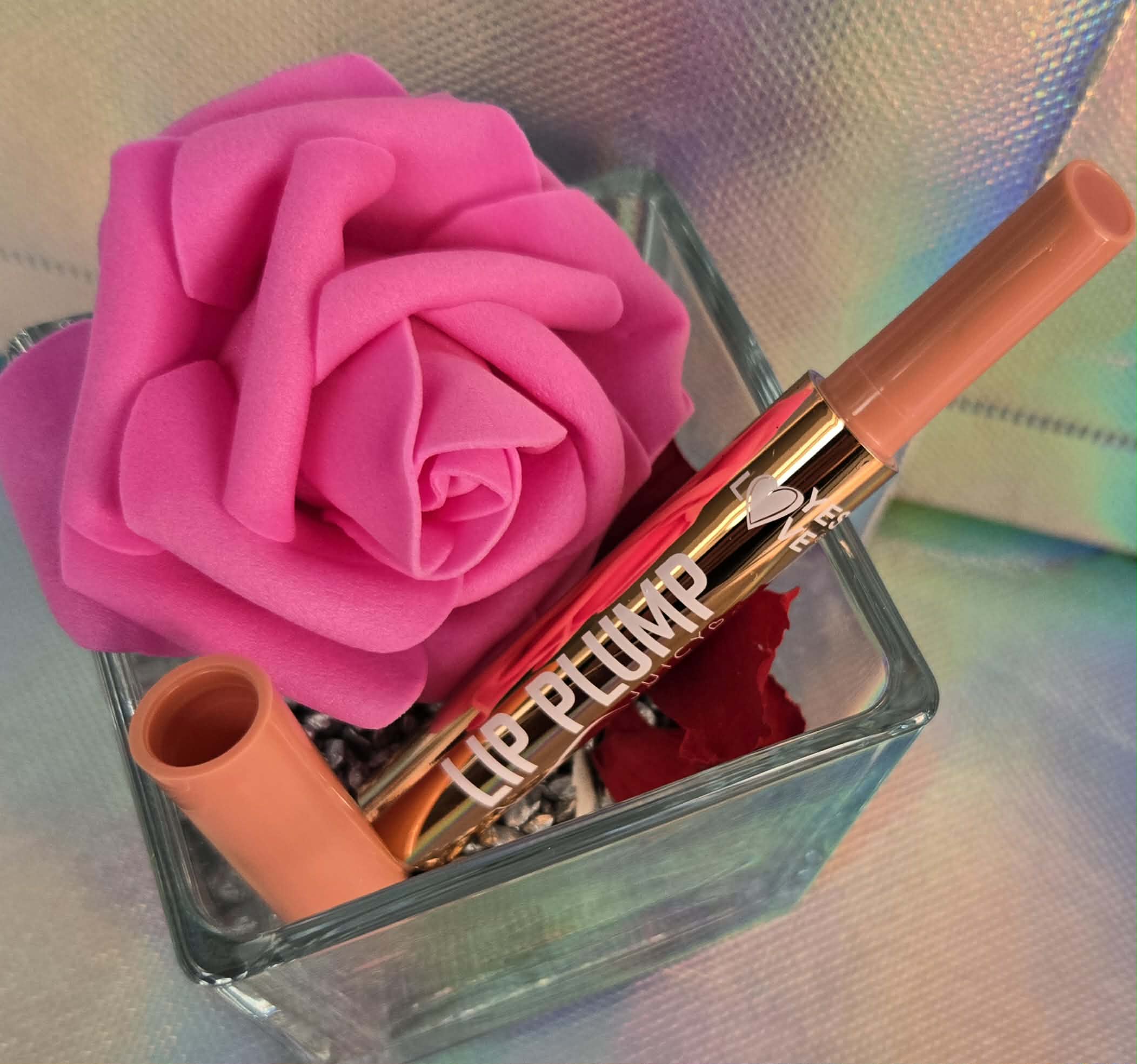 LIP PUMP SPICY VOLUMIZING GLOSSY LIP GLOSS — Palette