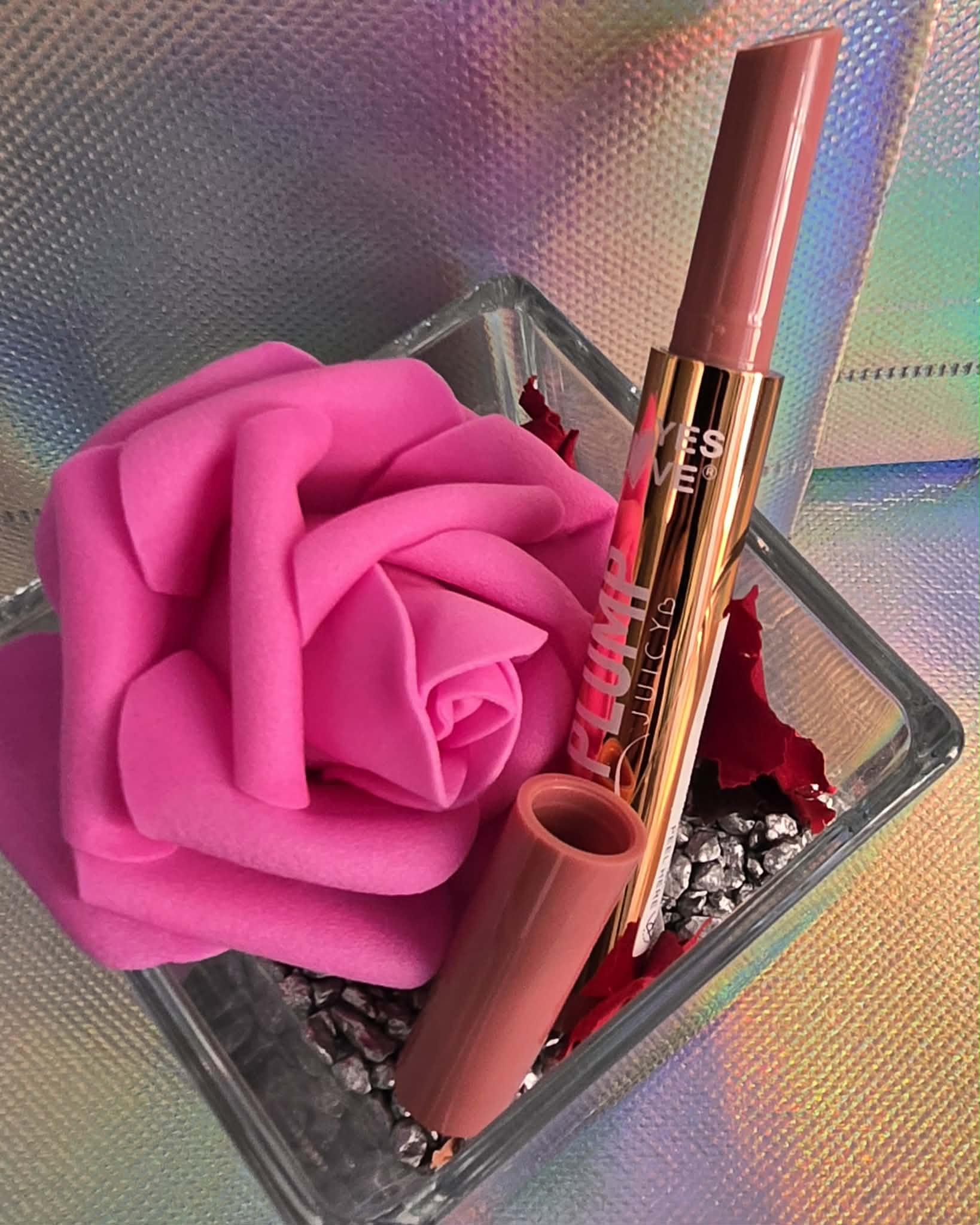 LIP PUMP SPICY VOLUMIZING GLOSSY LIP GLOSS — Palette