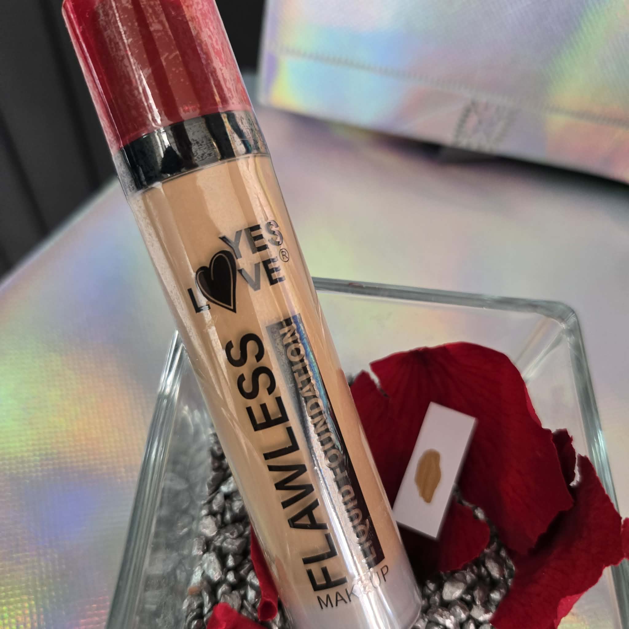 BASE DE MAQUILLAJE FLAWLESS TAPA ROJA — Paleta