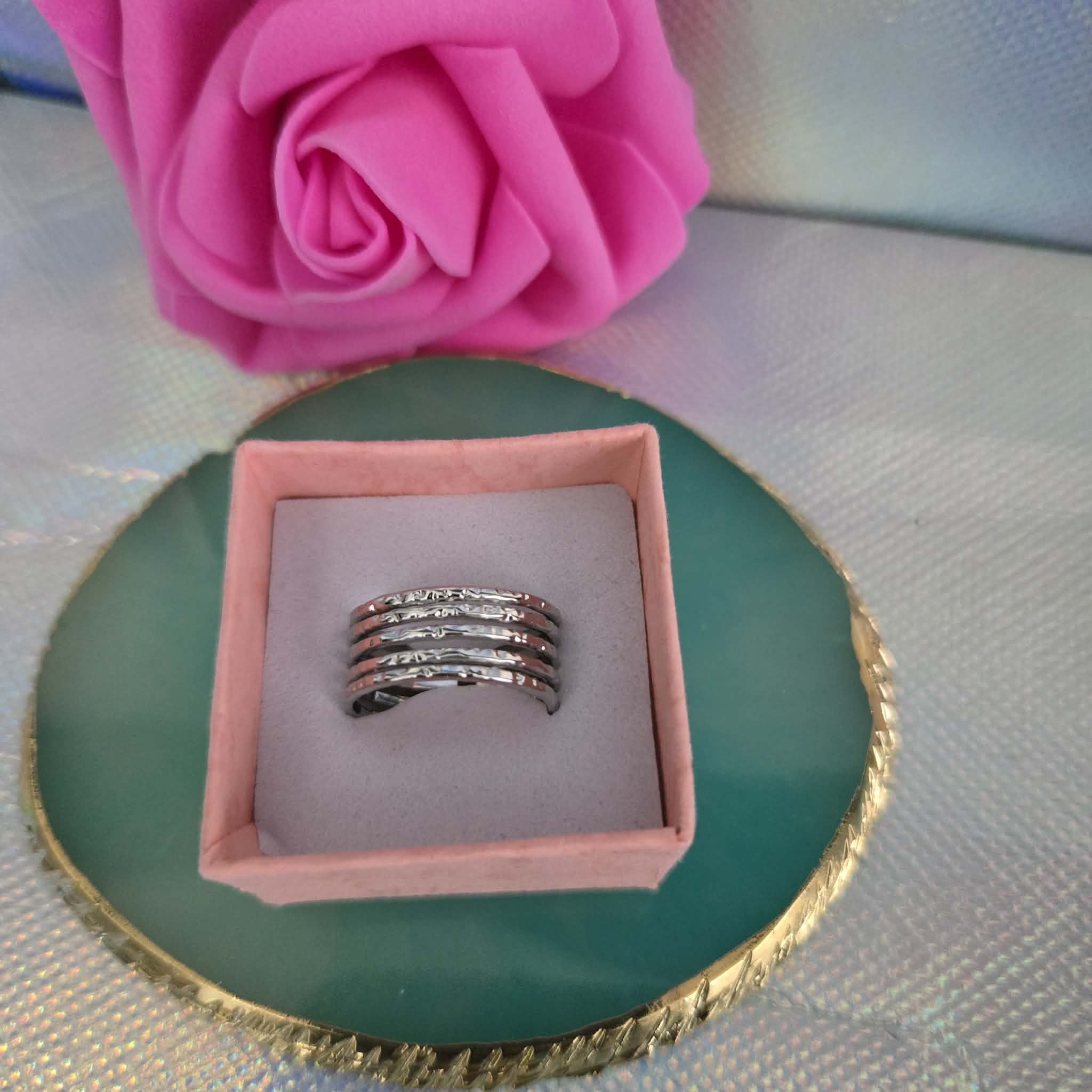Ring