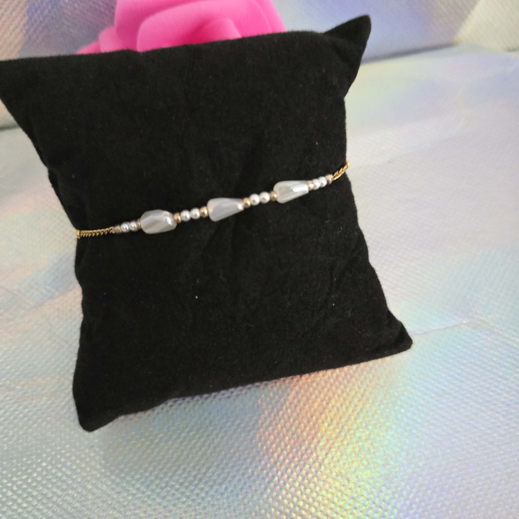 Bracelet perles nacrée